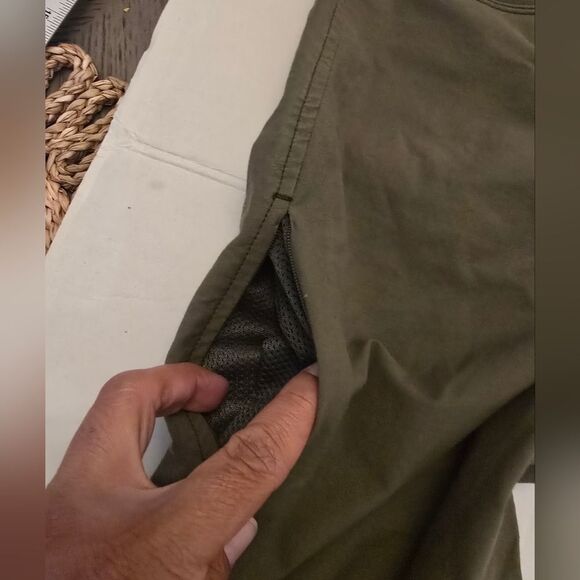 Arc'teryx Levon Women's Hiking Pants Size 10 In Army Green - Picture 9 of 15